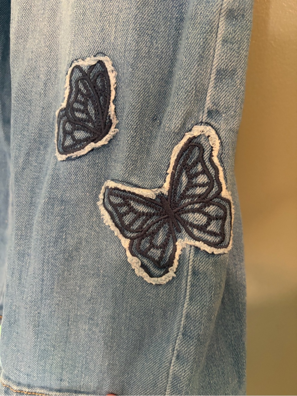 OshKosh B'gosh Light Blue Wide-Leg Kids Jeans with Butterfly Appliqués - Picture 2 of 4